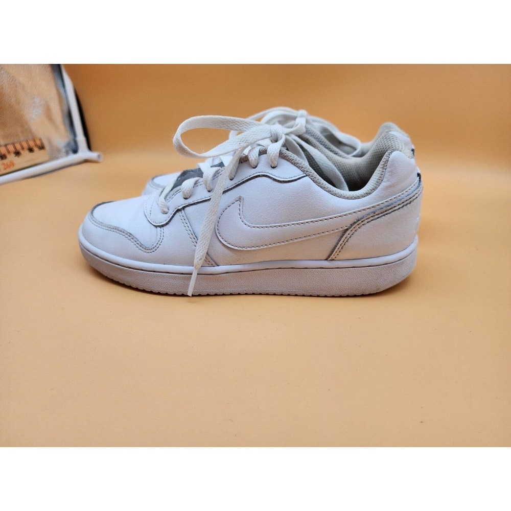 Nike White Athletic Shoes - Picture 5 of 10